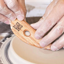 Load image into Gallery viewer, DIRTY GIRLS "V" RUMP SHAPER FOR CLAY (#3)