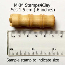 Load image into Gallery viewer, MKM SMALL STAMP - CAT PAW (SCS-182)