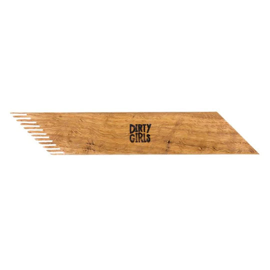 DIRTY GIRLS ANGLED COMB TOOL