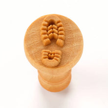 Load image into Gallery viewer, MKM MEDIUM STAMP - LEFT BOOT PRINT (SCM-299)
