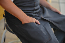 Load image into Gallery viewer, CLAYPRON POTTER&#39;S APRON (DENIM)

