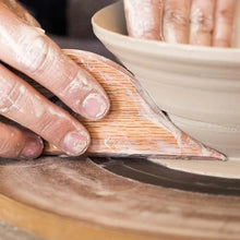 Load image into Gallery viewer, DIRTY GIRLS &quot;V&quot; RUMP SHAPER FOR CLAY (#1)
